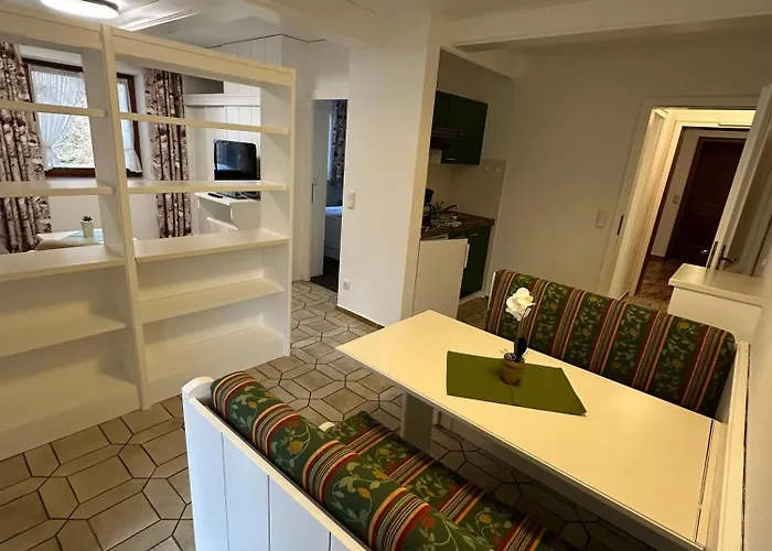 Gaestehaus Deml Апартаменты *
