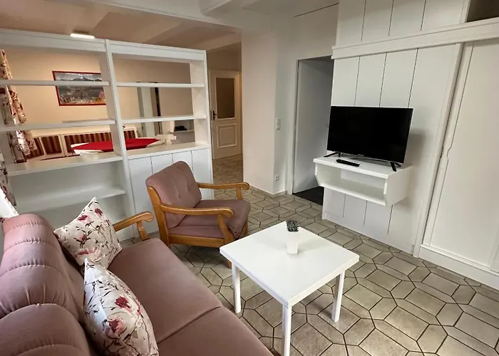 Gaestehaus Deml Апартаменты *