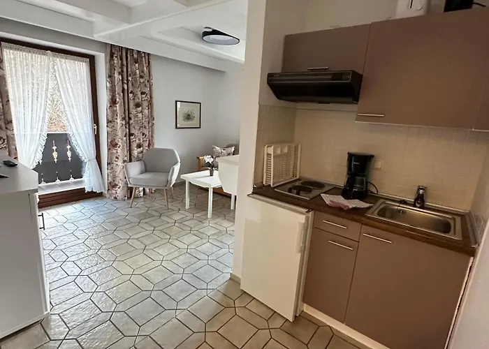 Gaestehaus Deml Берхтесгаден