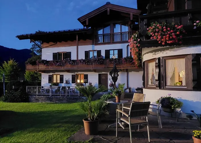 Gaestehaus Deml * Berchtesgaden